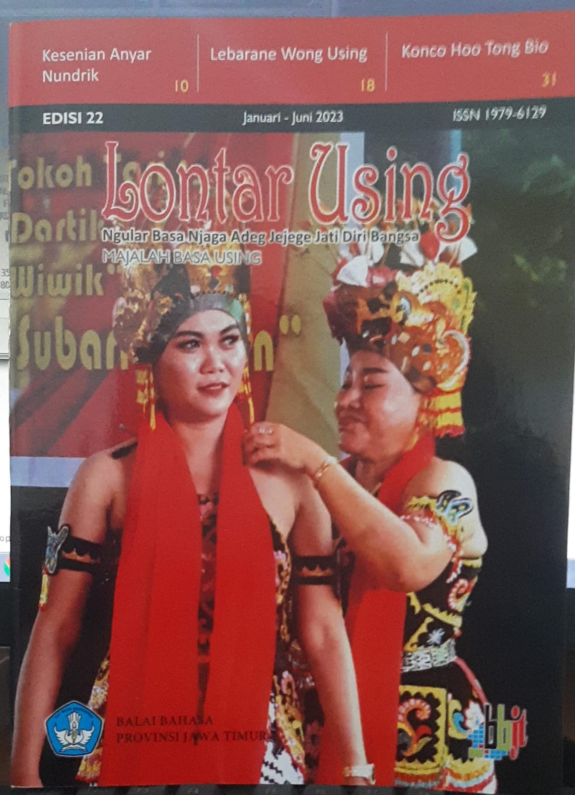 Lontar Using Ngular Basa Njaga Adeg Jejege Jati Diri Bangsa (majalah Bahasa Using) Jan-juni 2023